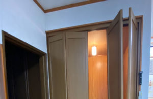 クローゼットのドア交換